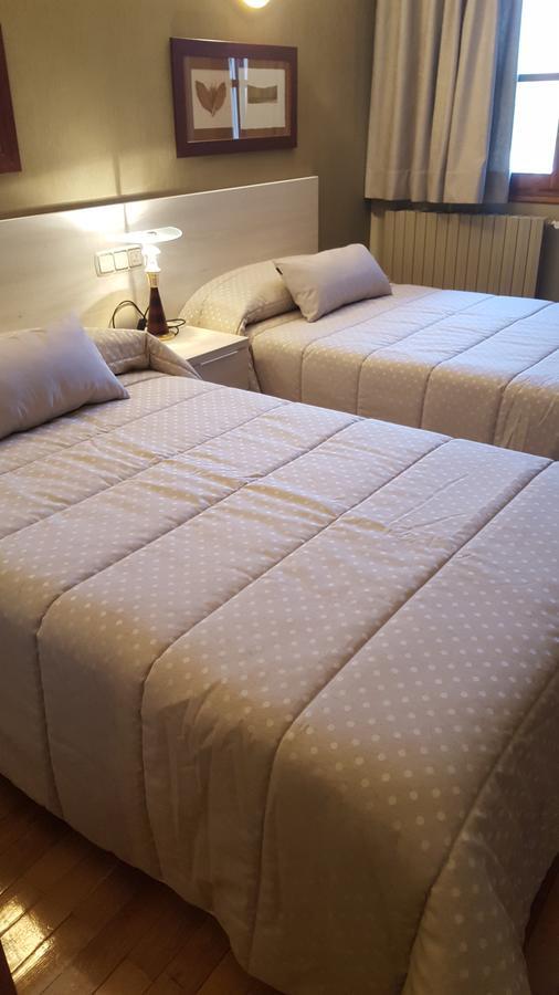 Aparta-Hotel Puertolas Escuer Zewnętrze zdjęcie