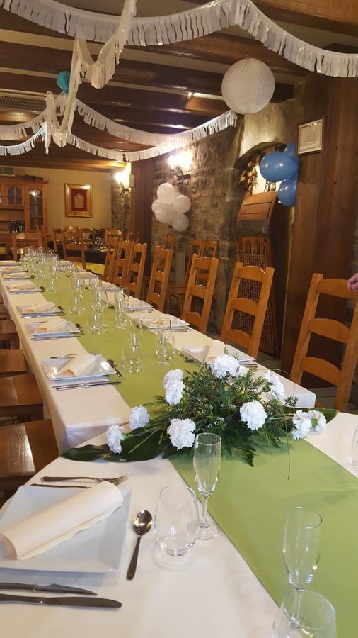 Aparta-Hotel Puertolas Escuer Zewnętrze zdjęcie